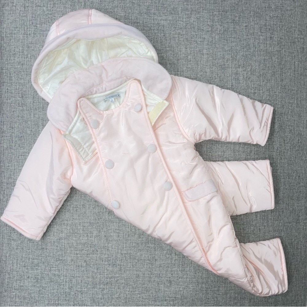 Le Guignol 12m (probably could fit a bit bigger) light pink snowsuit